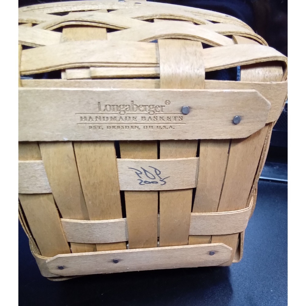 Longaberger 2005 Handmade Basket with Blue Fabric Liner‎ and Plastic Protector - Picture 2 of 5